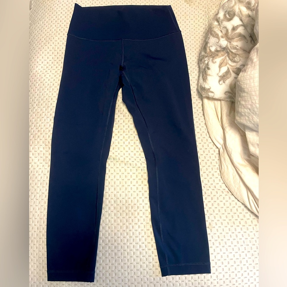 Brand new size 8 never worn. Wunder train 25" true navy